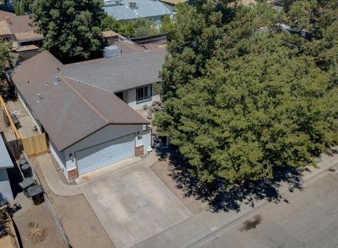 1909 Bloxham St, Modesto, CA 95355 photo 2