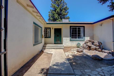 1909 Bloxham St, Modesto, CA 95355 photo 5