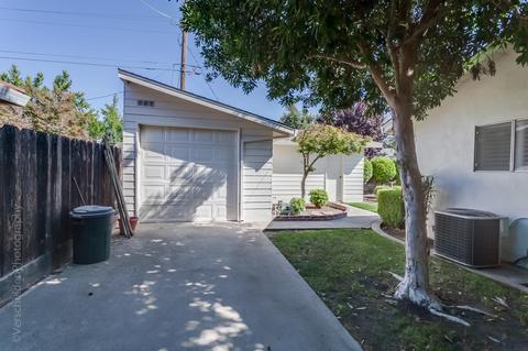 913 Crestwood Dr, Modesto, CA 95350 photo 4