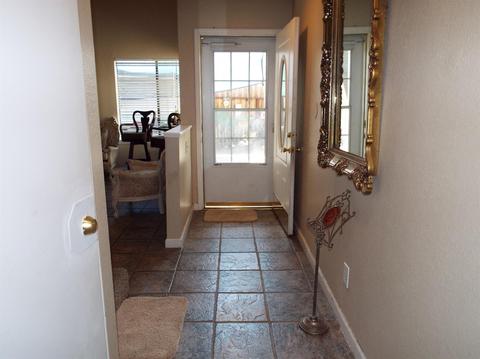 581 Curt Ct, Turlock, CA 95382 photo 4