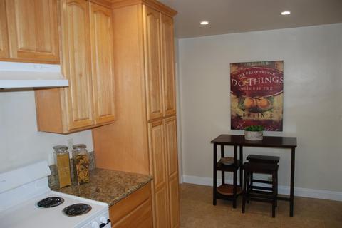 121 Abbey St, Winters, CA 95694 photo 4