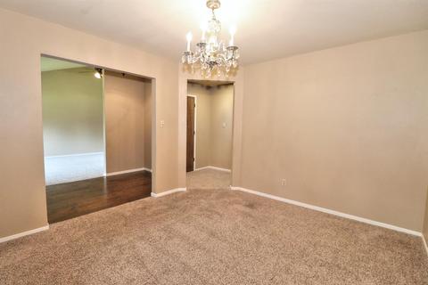 4436 Woodview St, Carmichael, CA 95608 photo 9
