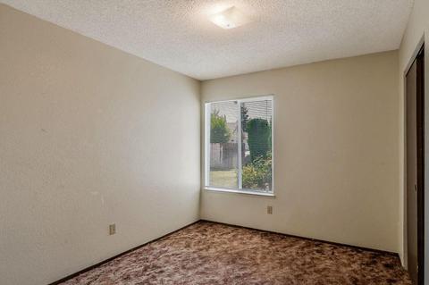 920 Hysell Ct, Ripon, CA 95366 photo 4