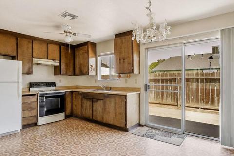 920 Hysell Ct, Ripon, CA 95366 photo 3