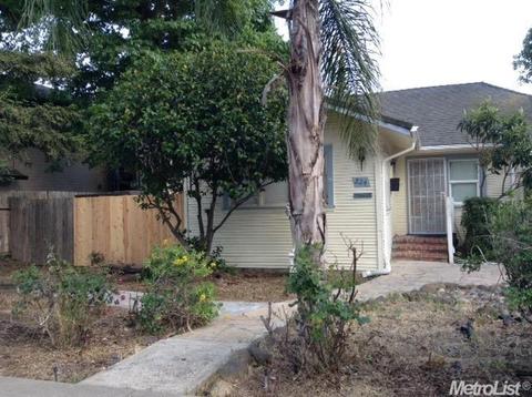 224 Daisy Ave, Lodi, CA 95240 photo 1