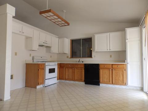 1217 Geranium Ln, Newman, CA 95360 photo 4