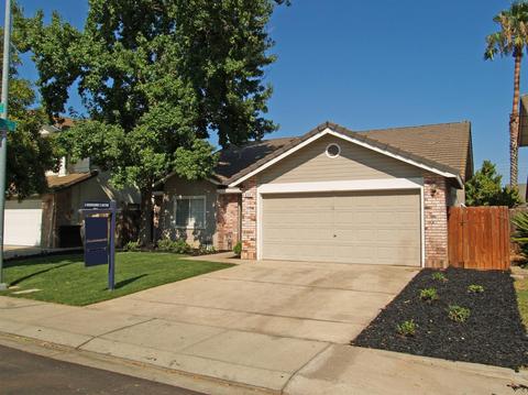 424 Mid Pines Way, Modesto, CA 95354 photo 3