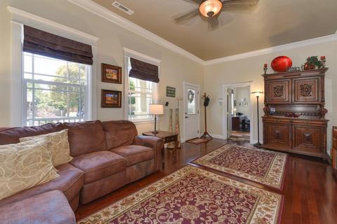 117 E Main St, Ione, CA 95640 photo 4