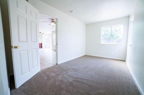 529 Driftwood Ave, Los Banos, CA 93635 photo 14