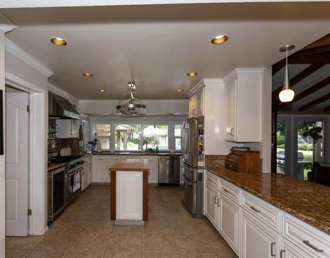 2625 E North Bear Creek Dr, Merced, CA 95340 photo 10
