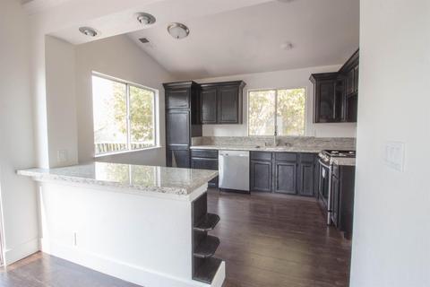 528 Crater Ave, Modesto, CA 95351 photo 4