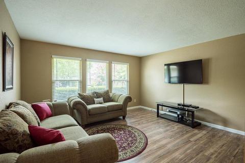 1329 Lorry Ave, Modesto, CA 95355 photo 9