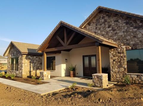 18808 E Sierra View Ct, Clements, CA 95227 photo 1