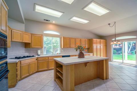 1504 Classic Ct, Modesto, CA 95357 photo 25
