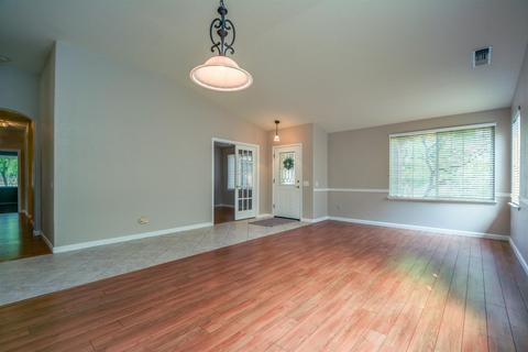 1504 Classic Ct, Modesto, CA 95357 photo 8