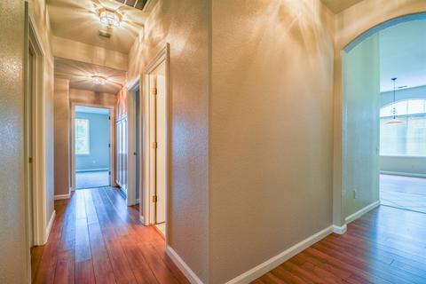 1504 Classic Ct, Modesto, CA 95357 photo 11