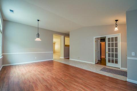 1504 Classic Ct, Modesto, CA 95357 photo 9