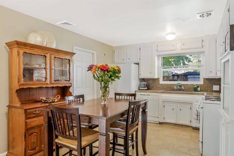 1310 Joni Ave, Modesto, CA 95350 photo 9