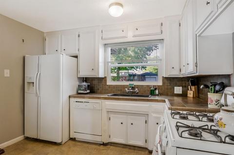 1310 Joni Ave, Modesto, CA 95350 photo 12