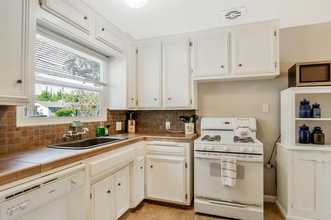 1310 Joni Ave, Modesto, CA 95350 photo 13
