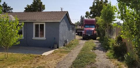 1738 Seattle St, Modesto, CA 95358 photo 2