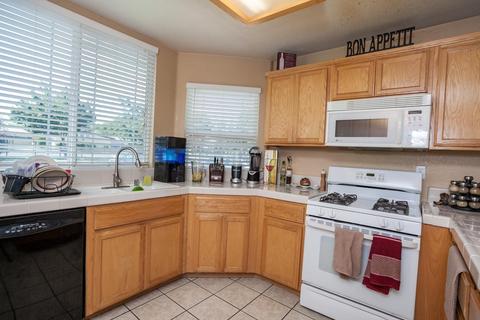 653 E Springer Dr, Turlock, CA 95382 photo 6