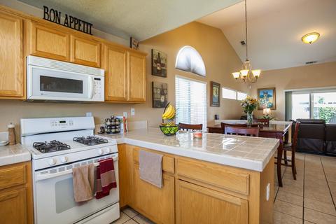 653 E Springer Dr, Turlock, CA 95382 photo 7