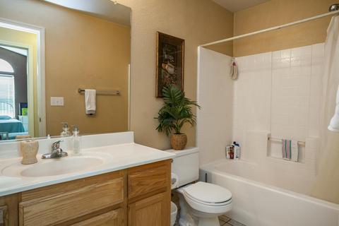 653 E Springer Dr, Turlock, CA 95382 photo 14