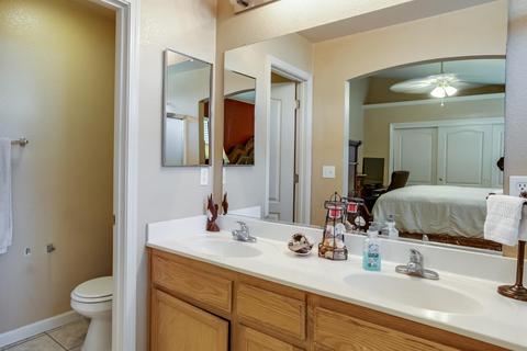 653 E Springer Dr, Turlock, CA 95382 photo 18