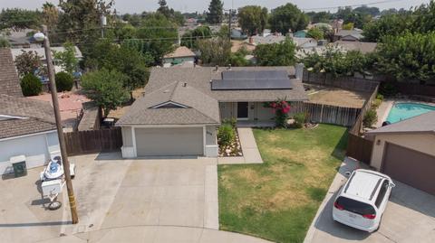 504 Curry Ct, Manteca, CA 95337 photo 2