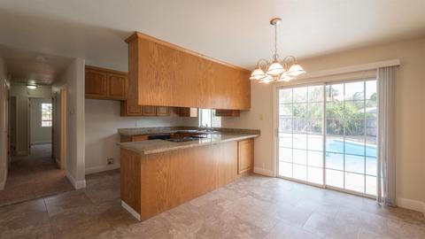504 Curry Ct, Manteca, CA 95337 photo 7