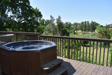 1439 River Rd, Modesto, CA 95351 photo 1