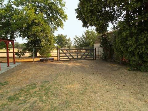 1713 Beverly Dr, Modesto, CA 95358 photo 25