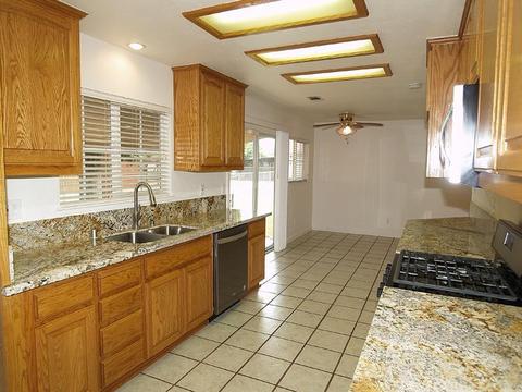 1713 Beverly Dr, Modesto, CA 95358 photo 6