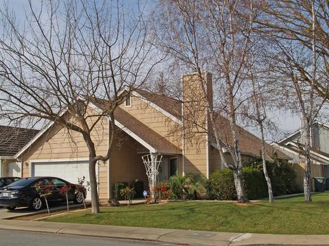 3937 Cougar Pl, Modesto, CA 95356 photo 2