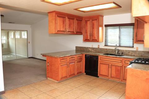 3700 Chandra Ct, Ceres, CA 95307 photo 3