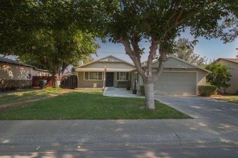 1307 Hales Dr, Gustine, CA 95322 photo 1