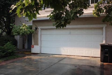 929 Rhythms Dr, Modesto, CA 95358 photo 1
