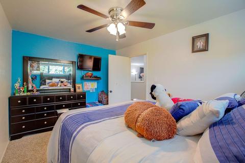 1102 Del Verde Ave, Modesto, CA 95350 photo 13