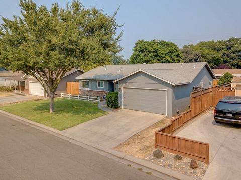 1102 Del Verde Ave, Modesto, CA 95350 photo 2