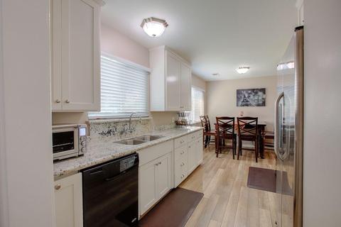 1102 Del Verde Ave, Modesto, CA 95350 photo 7
