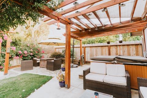 2042 Viola St, Modesto, CA 95354 photo 23