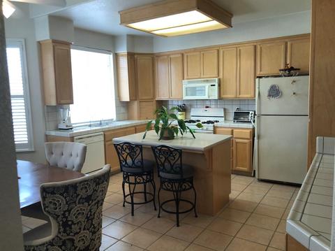 1390 Primavera Ave, Manteca, CA 95336 photo 2