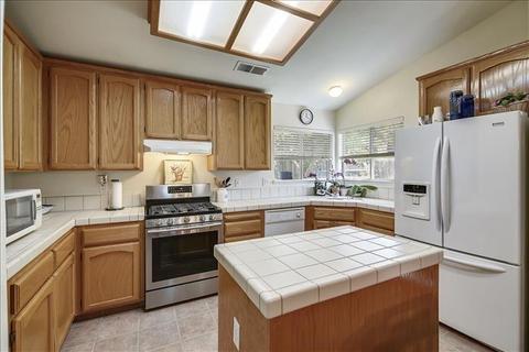 1808 Beethoven Way, Modesto, CA 95358 photo 5