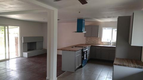 413 Sunset Dr, Galt, CA 95632 photo 2