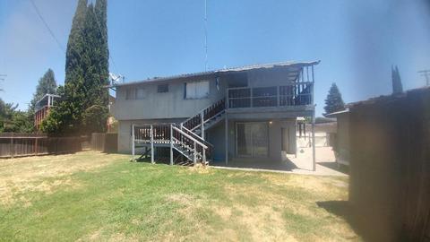 908 Lenore Ct, Modesto, CA 95351 photo 2