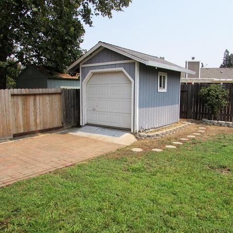 545 Bernier Cir, Galt, CA 95632 photo 17