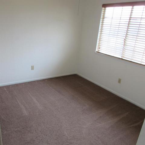 545 Bernier Cir, Galt, CA 95632 photo 12