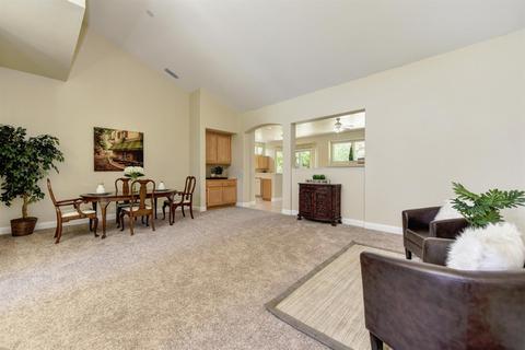 5709 Ravenswood Ln, Carmichael, CA 95608 photo 3