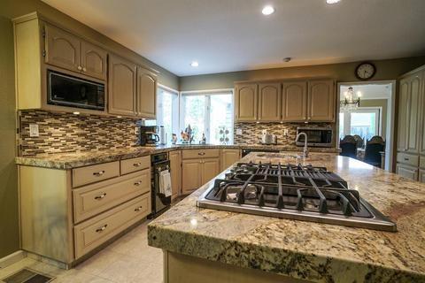 3812 Mondrian Dr, Modesto, CA 95356 photo 9